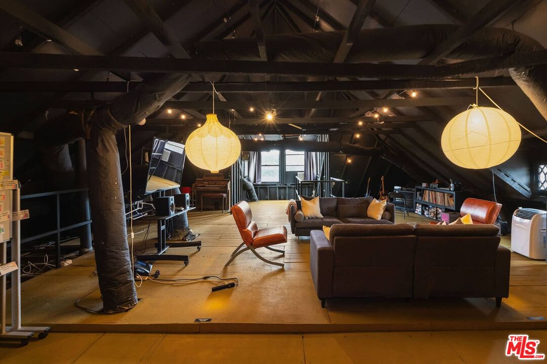 MLS #26636687 image #27