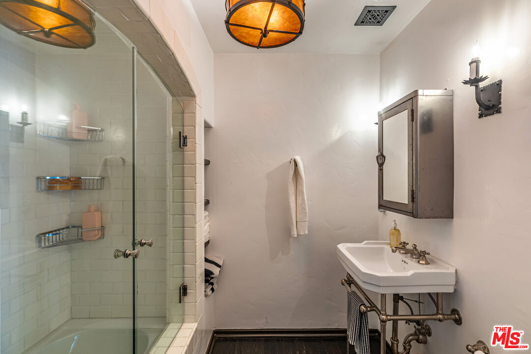 MLS #26636717 image #24