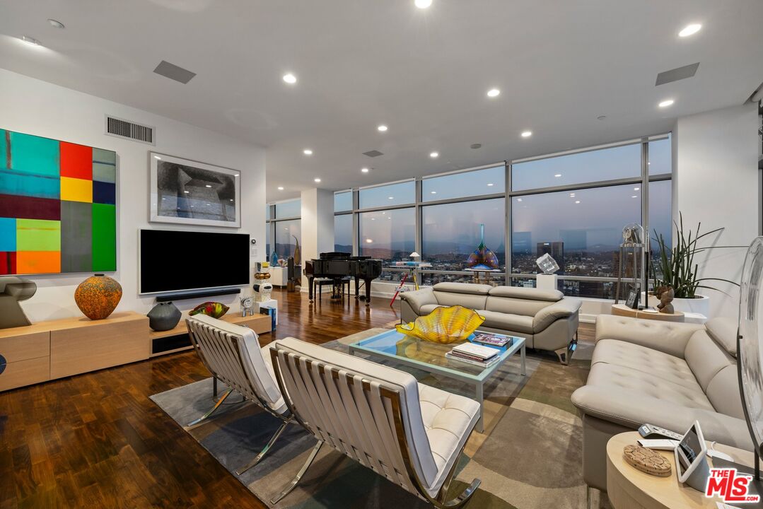 MLS #26636727 image #1