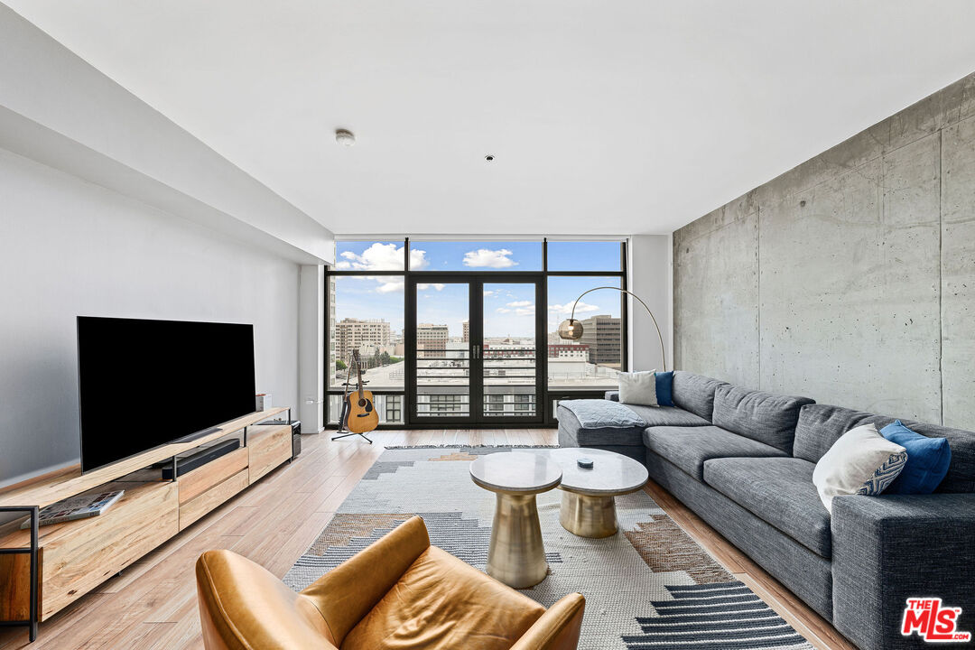 MLS #26636769 image #2