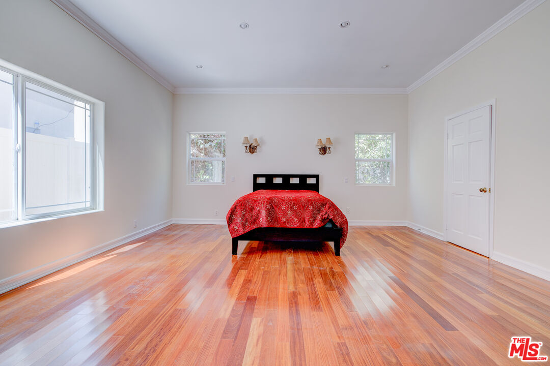 MLS #26636955 image #14