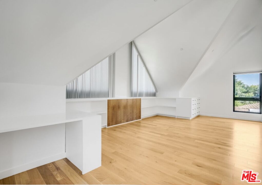 MLS #26637003 image #24