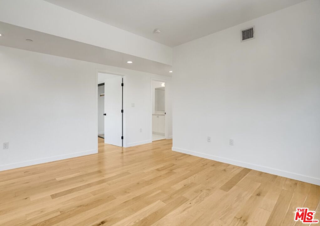 MLS #26637003 image #30