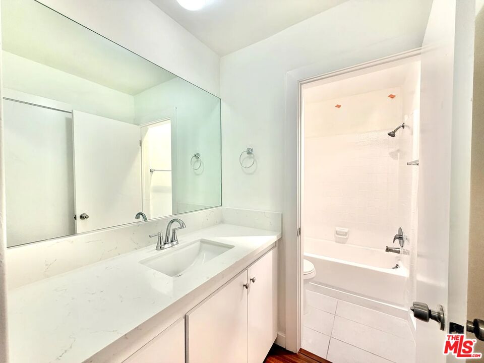 MLS #26637295 image #20