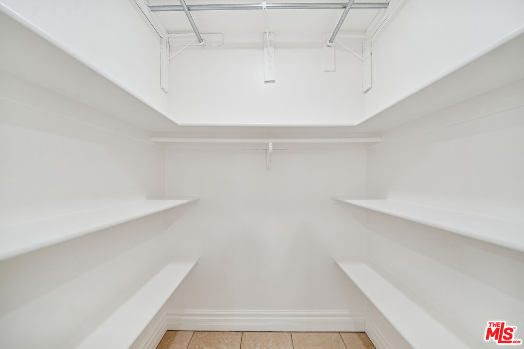 MLS #26637371 image #20