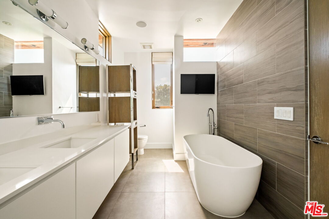 MLS #26637377 image #22