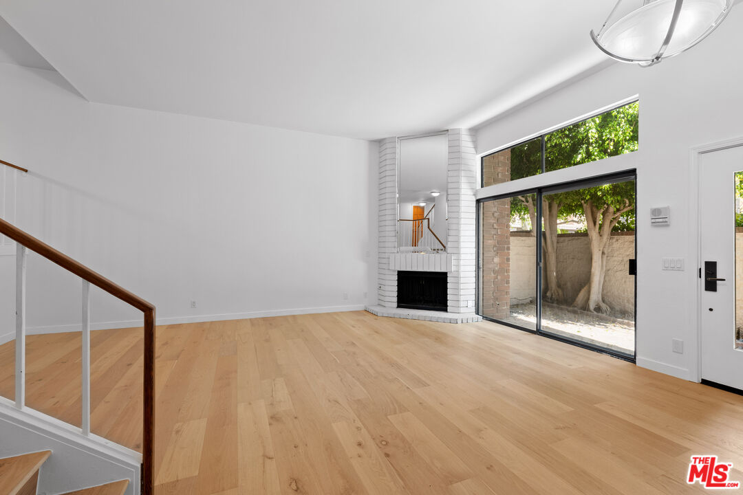 MLS #26637493 image #2