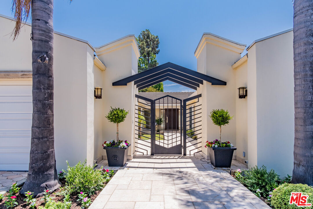 MLS #26637611 image #2