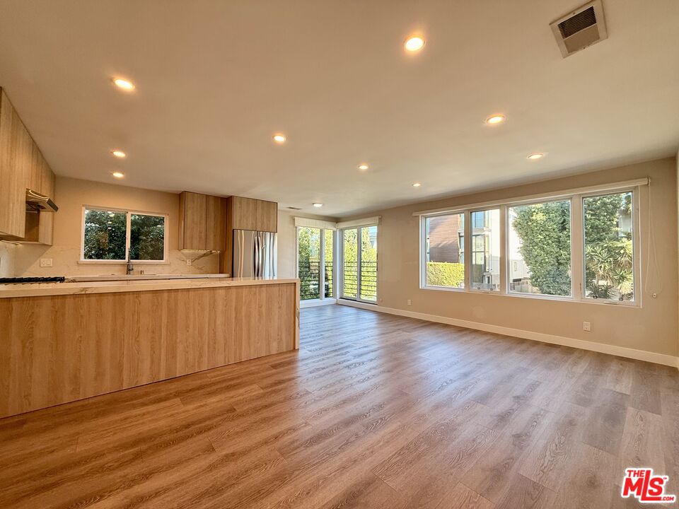 MLS #26637721 image #1