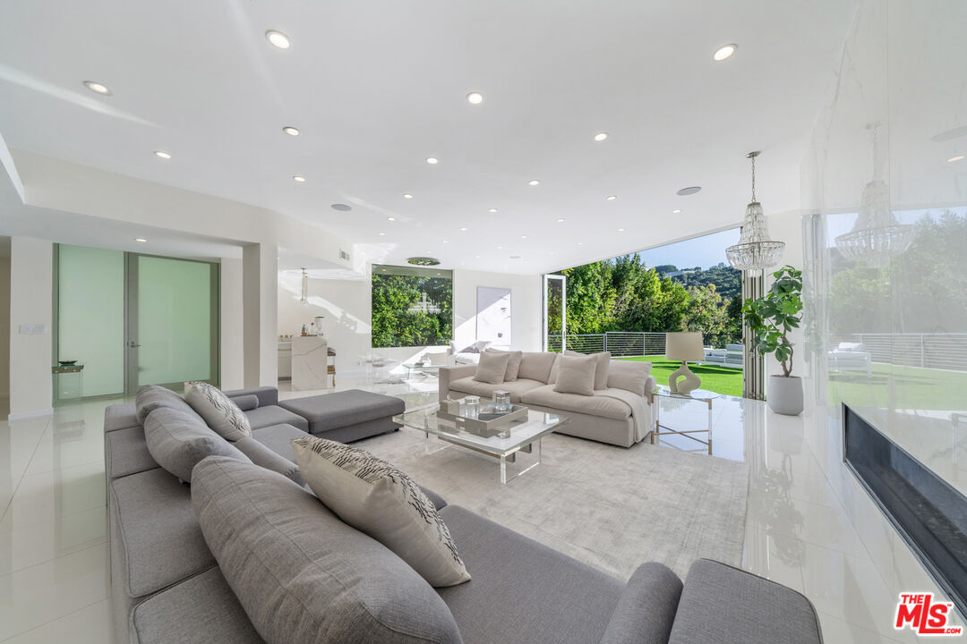 MLS #26637775 image #23