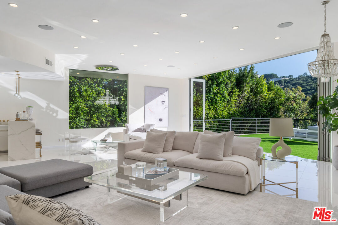 MLS #26637775 image #24