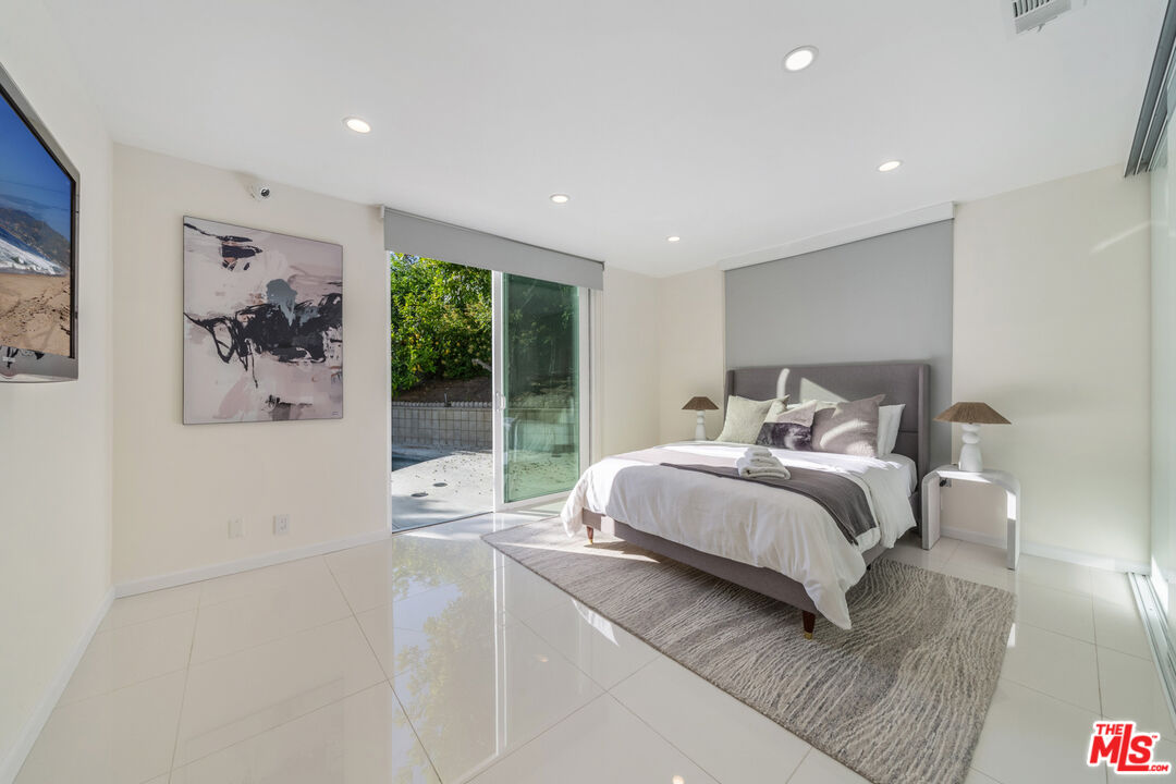 MLS #26637775 image #37