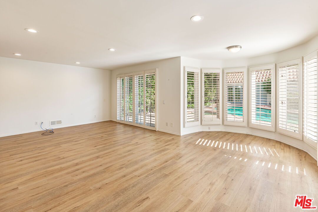 MLS #26637779 image #14