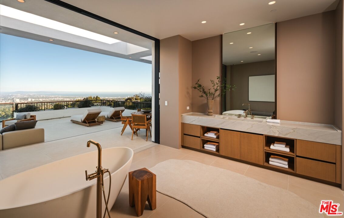 MLS #26637935 image #25