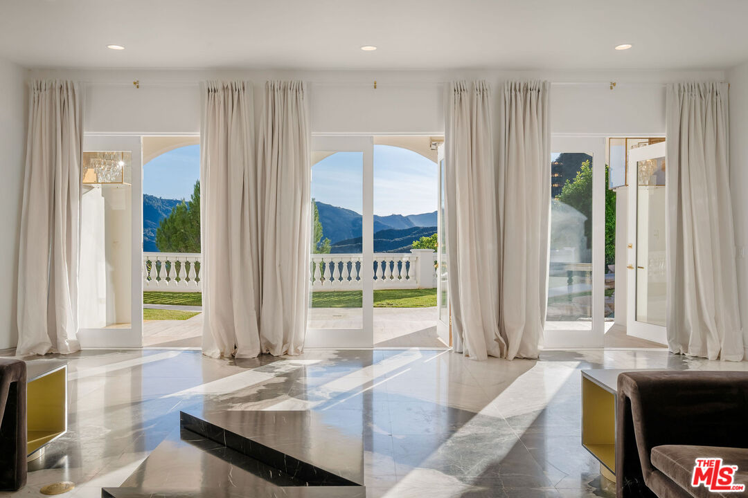 MLS #26638007 image #15