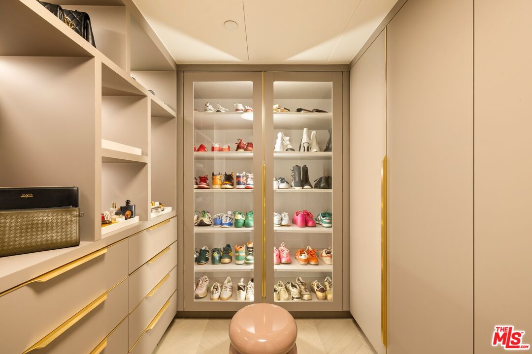 MLS #26638249 image #17