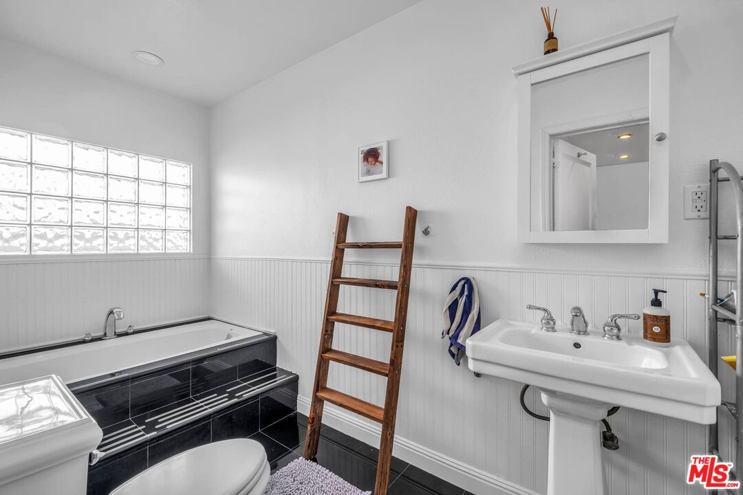 MLS #26638491 image #15