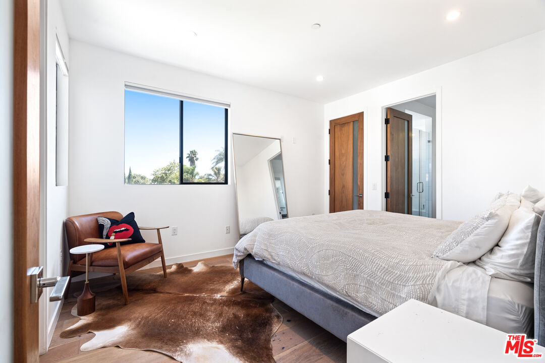 MLS #26638543 image #20