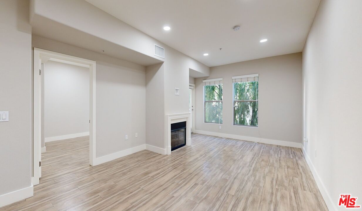 MLS #26638751 image #2