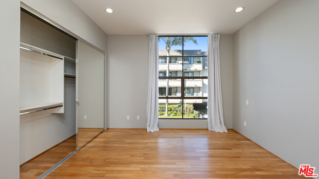 MLS #26639331 image #27