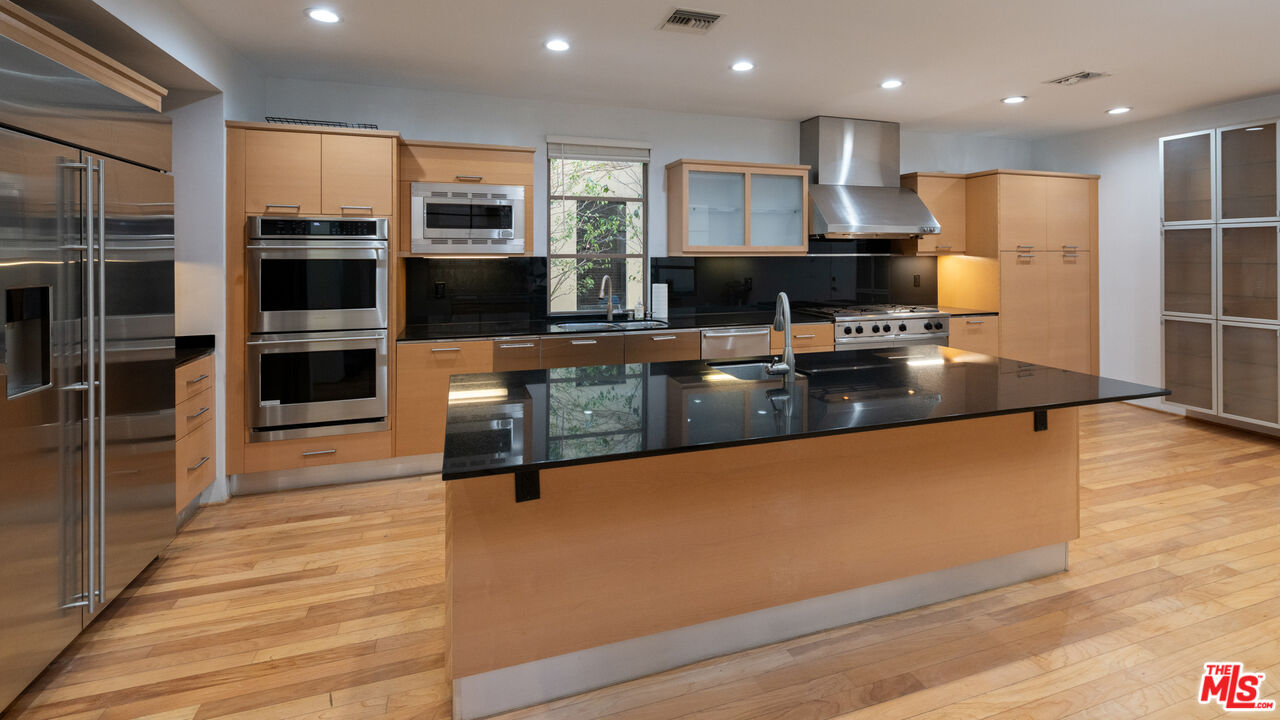 MLS #26639331 image #3