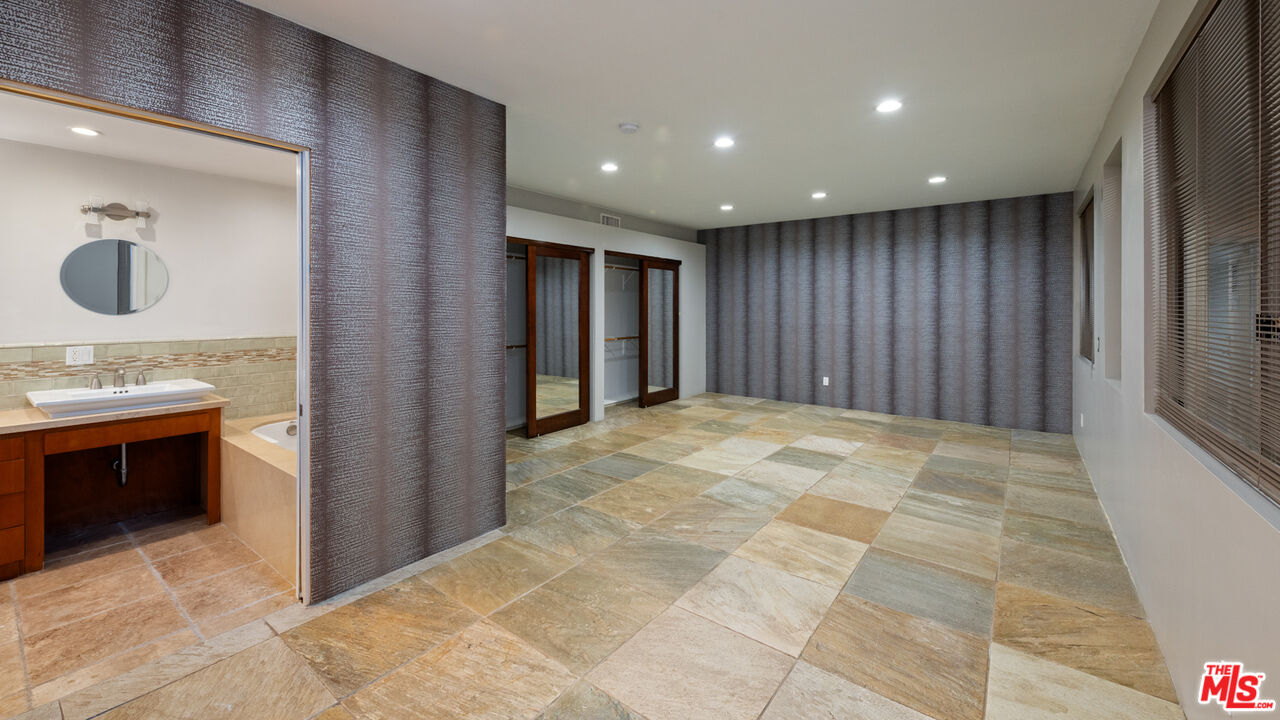 MLS #26639331 image #39