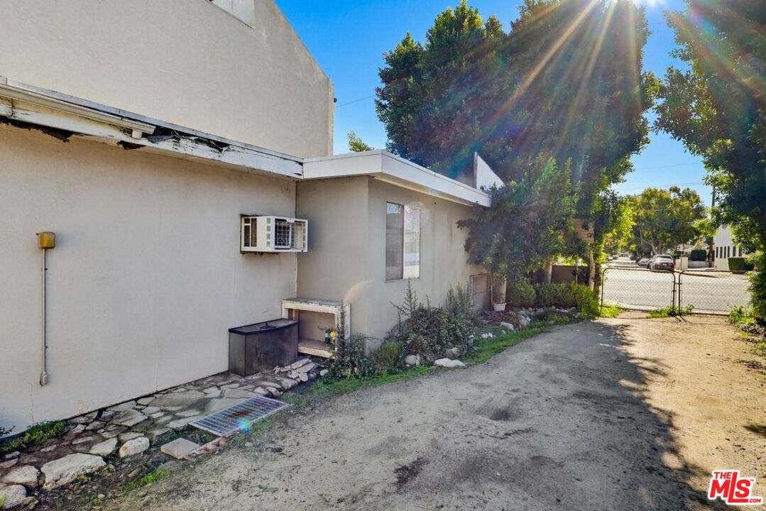 MLS #26639613 image #61