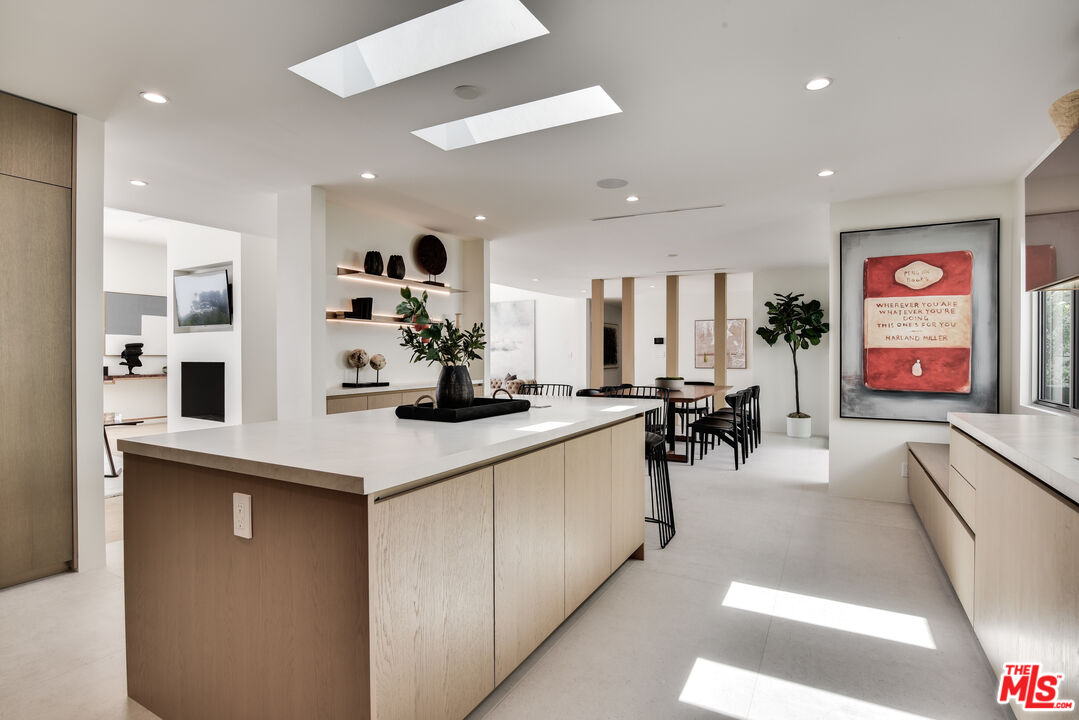 MLS #21-788520 image #9