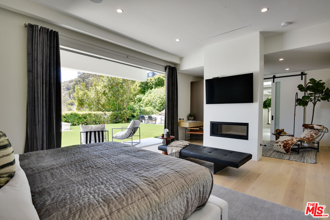 MLS #21-788520 image #14