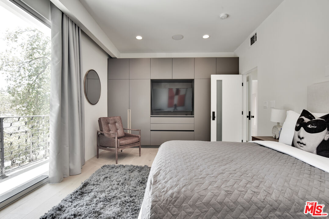 MLS #21-788520 image #25