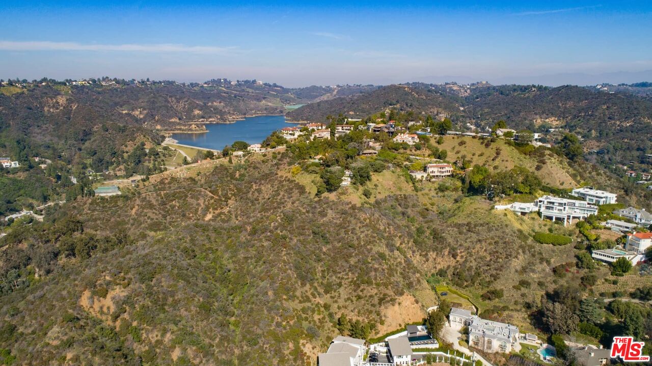 MLS #23-254565 image #10