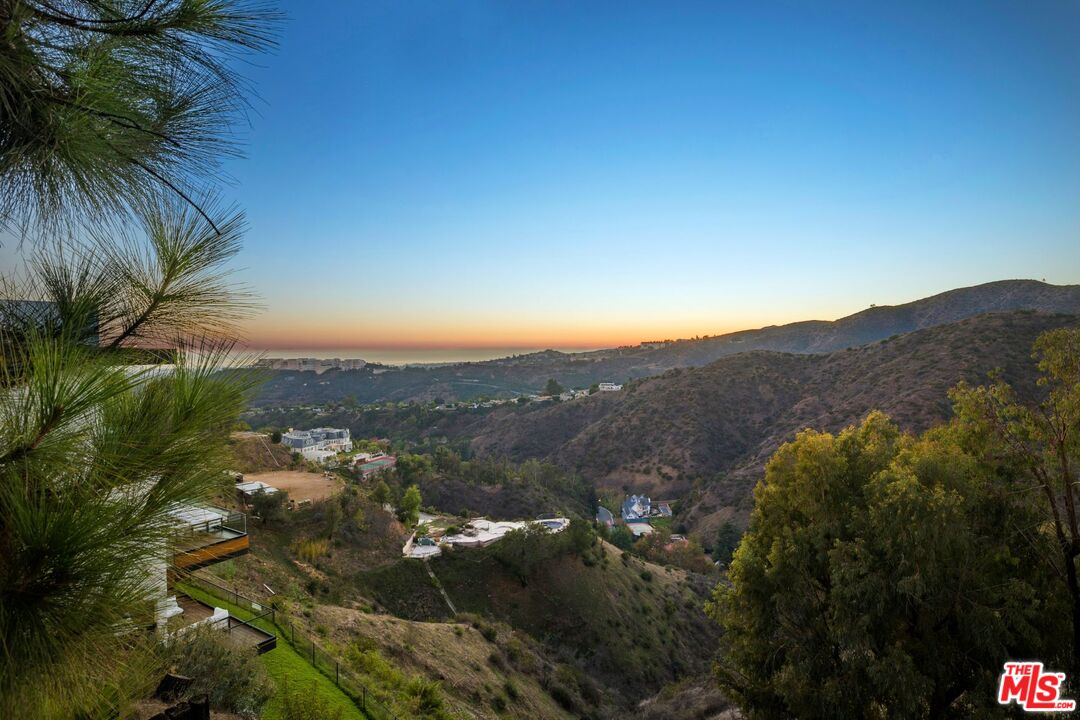 MLS #24-444275 image #5