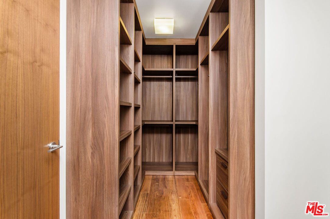 MLS #24-448023 image #21