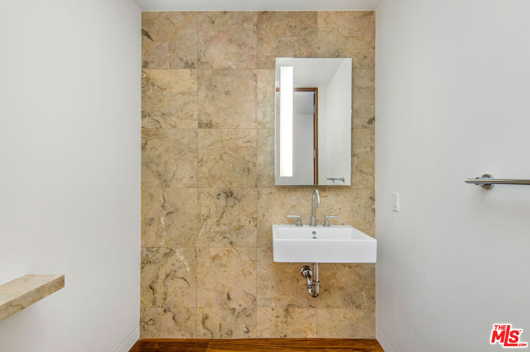 MLS #24-448023 image #25