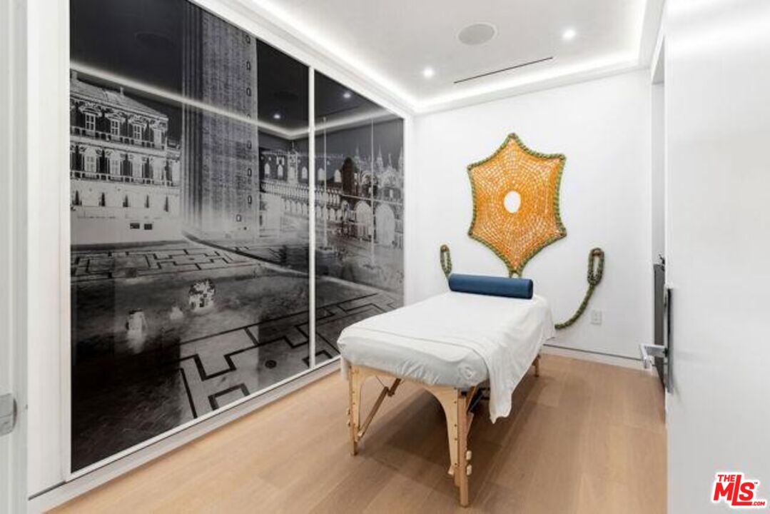 MLS #24-462947 image #25