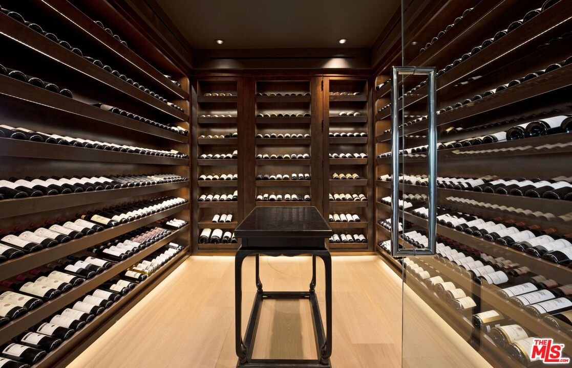 MLS #25-484447 image #18