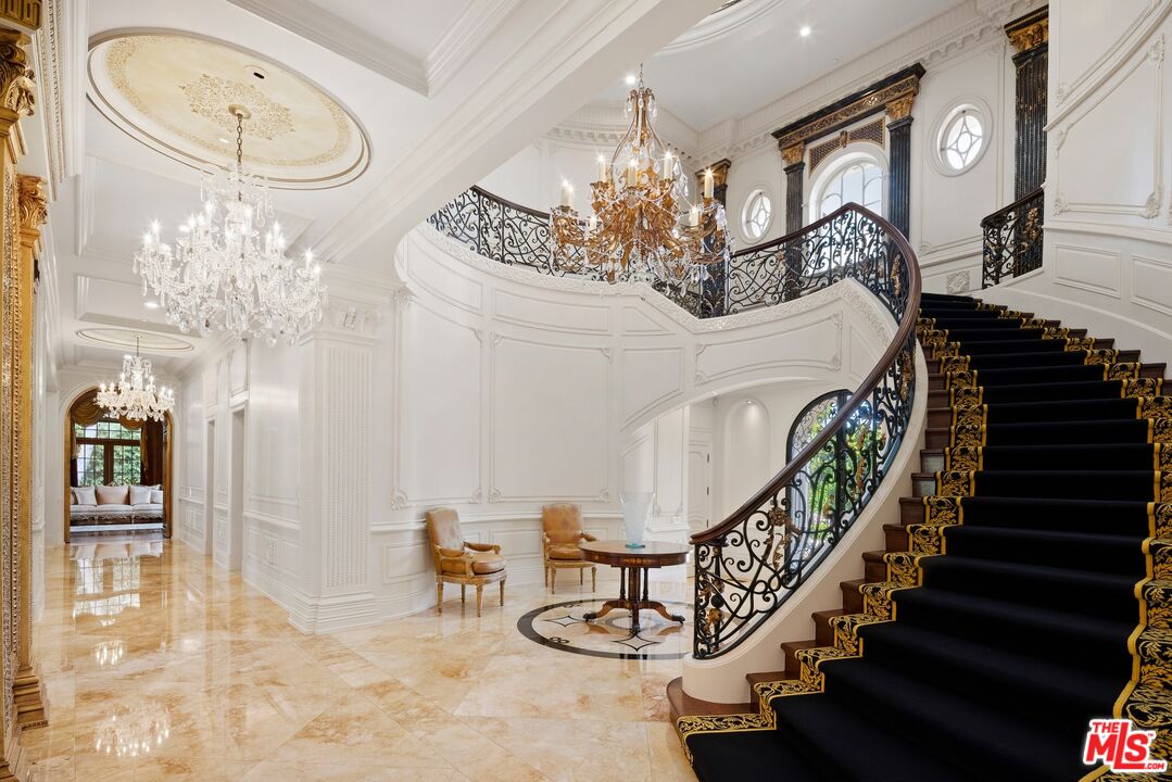 MLS #25-486213 image #3