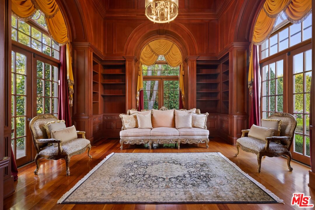 MLS #25-486213 image #7