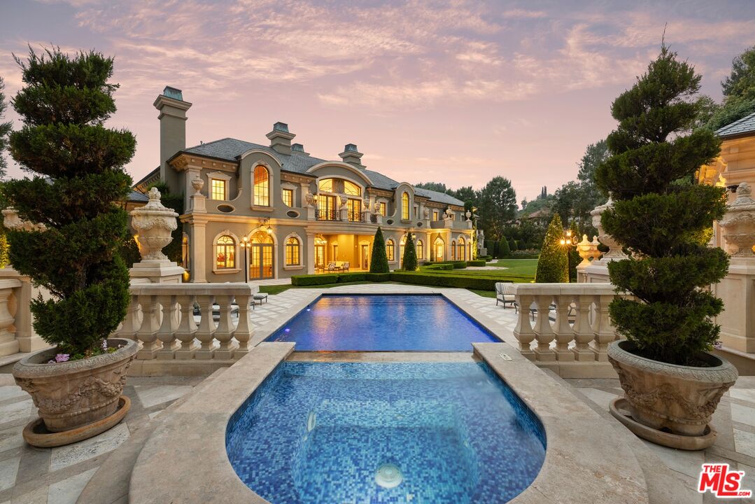 MLS #25-486213 image #0