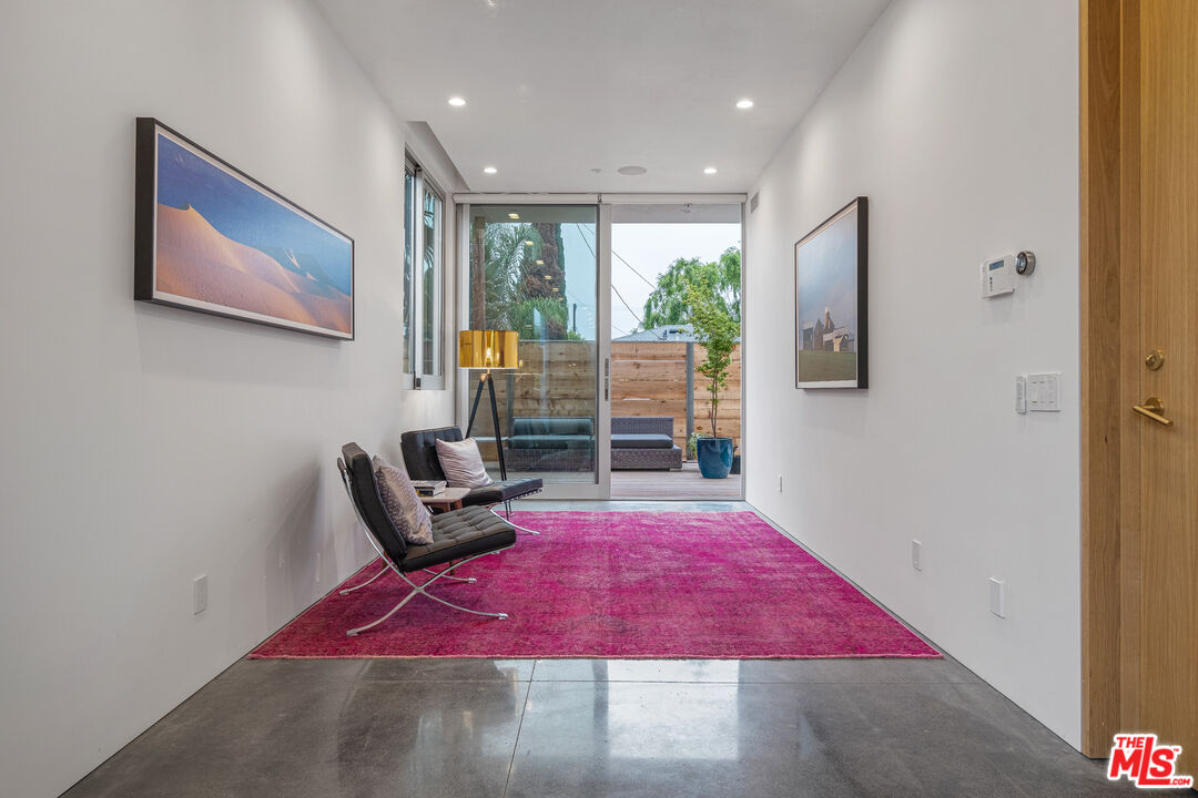 MLS #25-486273 image #7