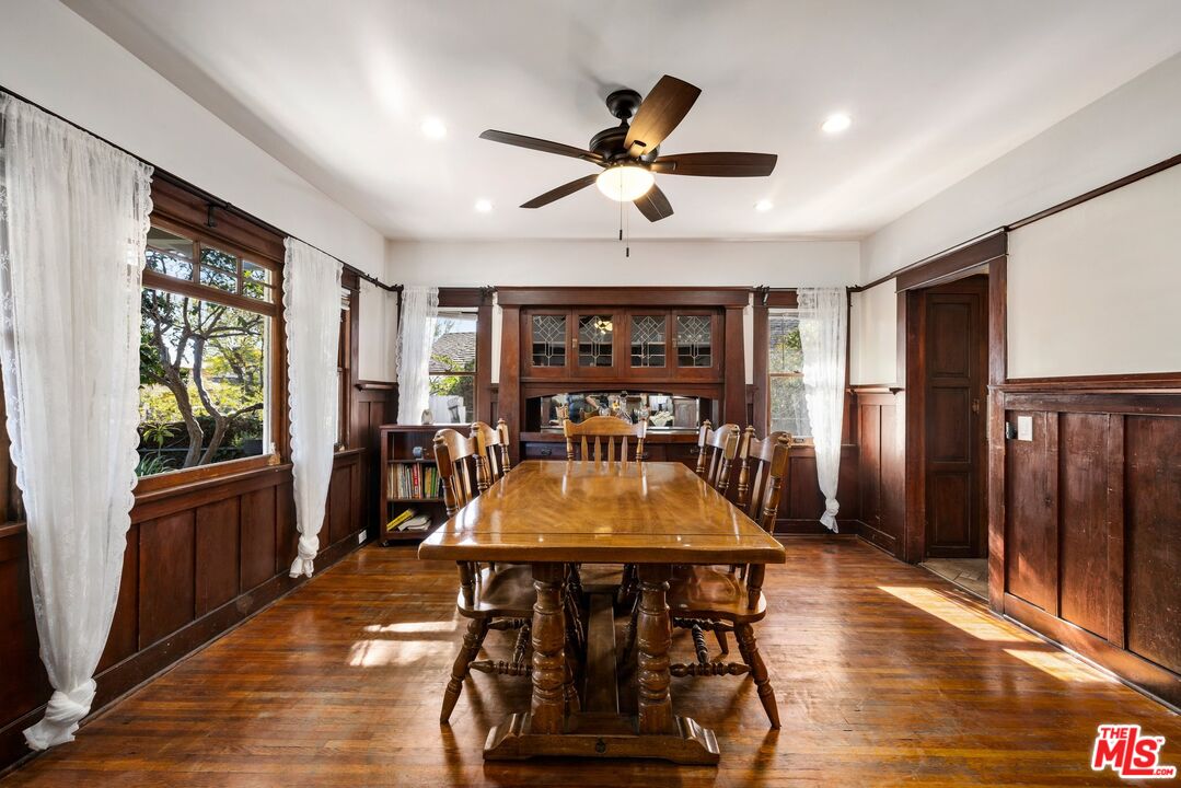 MLS #25-486847 image #5