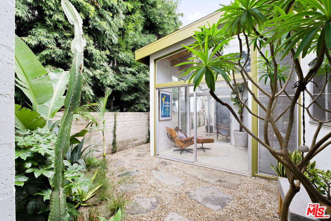 MLS #25-488369 image #38