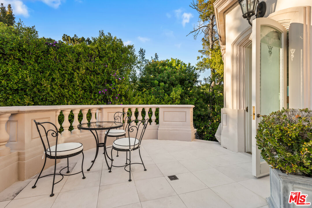 MLS #25-489101 image #27