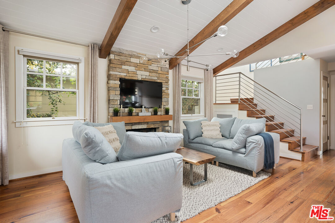 MLS #25493849 image #0