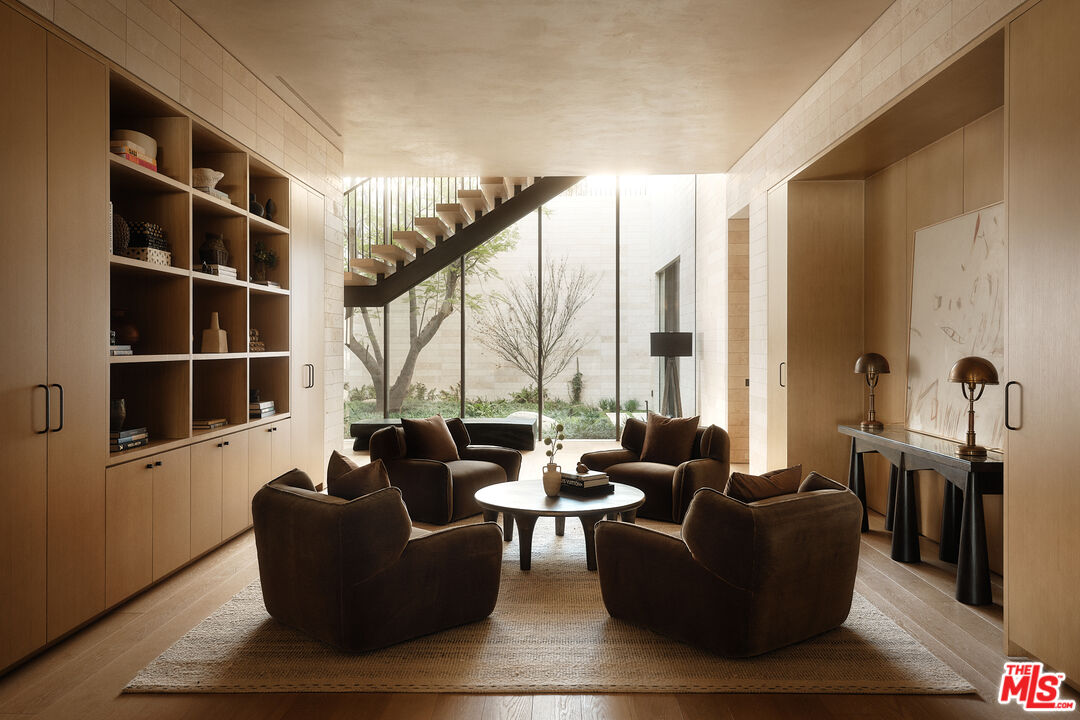 MLS #25494997 image #14