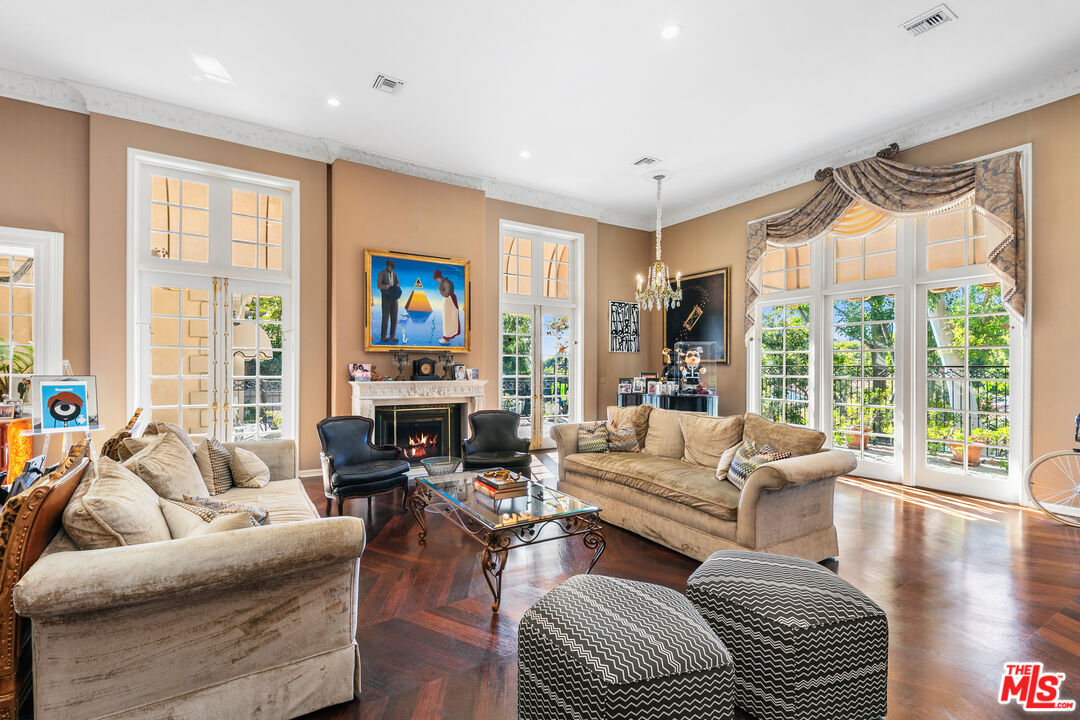 MLS #25501539 image #3