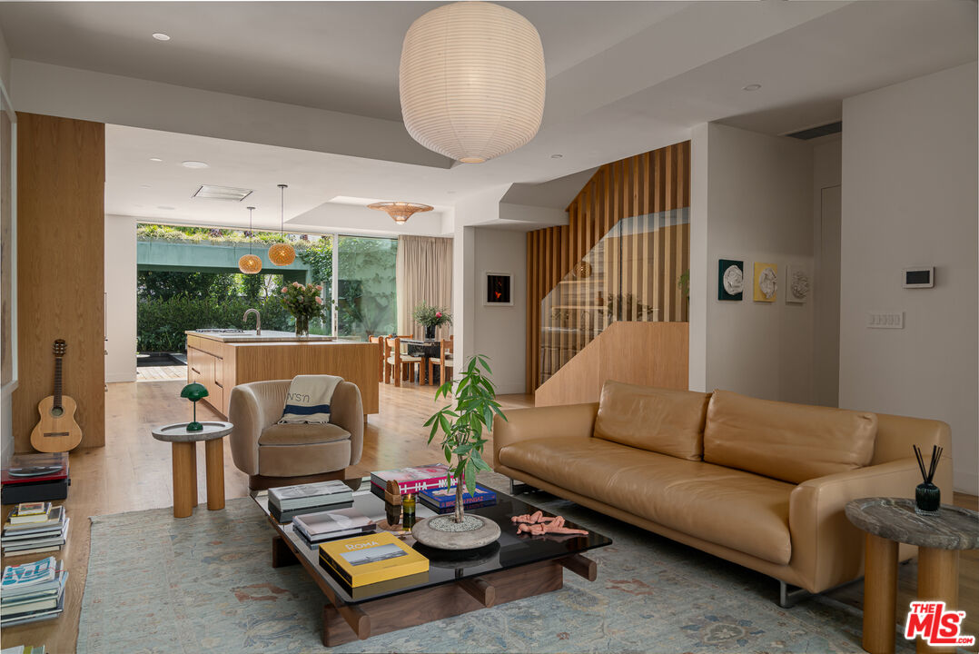 MLS #25502893 image #6