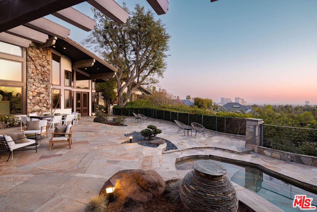 MLS #25506641 image #1