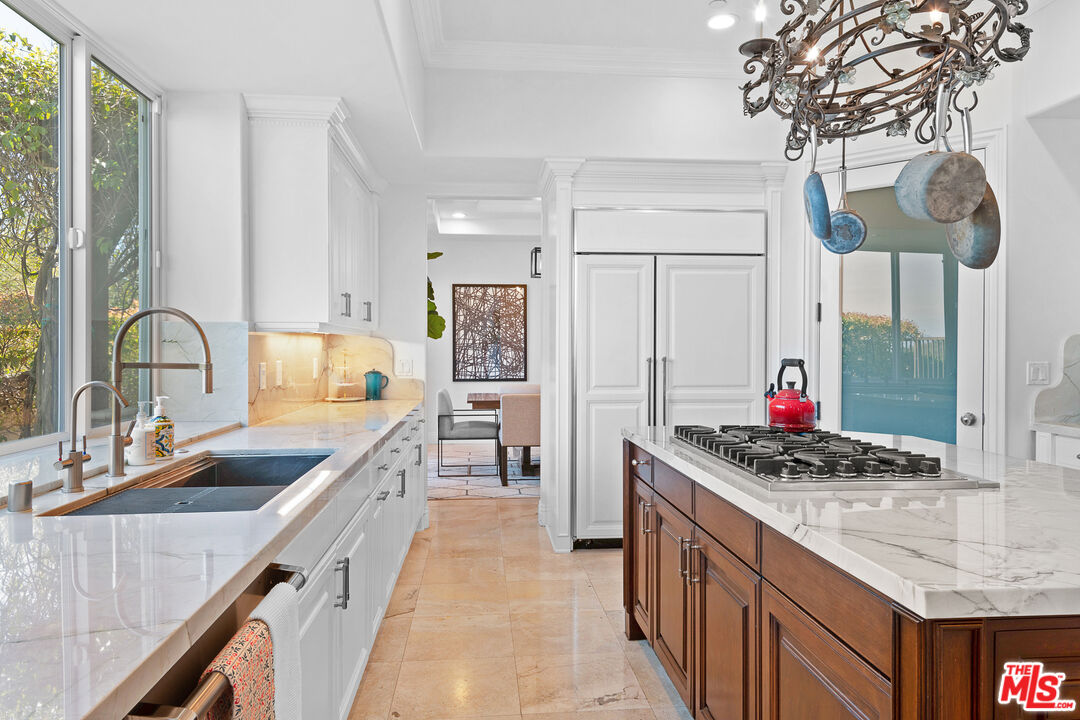 MLS #25511459 image #24