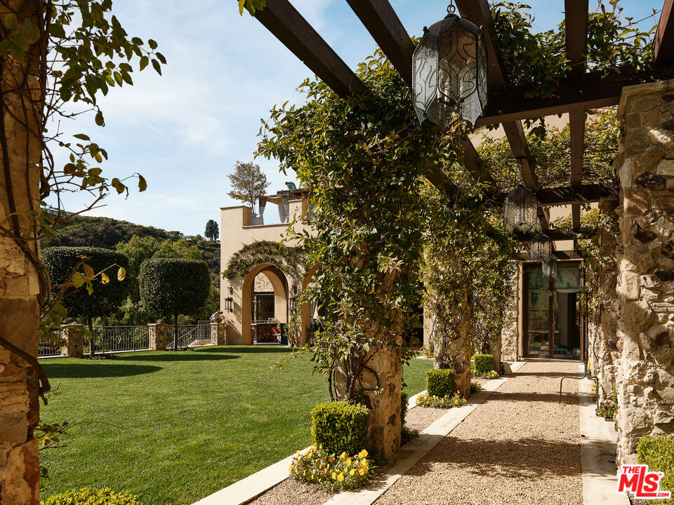 MLS #25511979 image #15